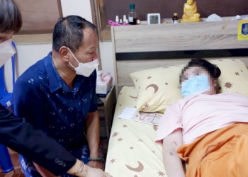 ตรวจเยี่ยมช่วยเหลือ-ผู้ป่วยโรคแพ้ภูมิตนเอง-–-chiang-mai-news
